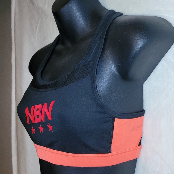 New Balance NB Dry Sports Bra Size Small - Picture 8 of 16